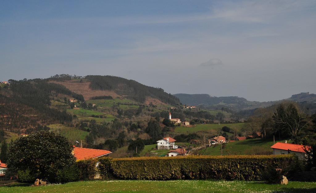 Casa Rural Llugaron I Guest House Miravalles Exterior photo